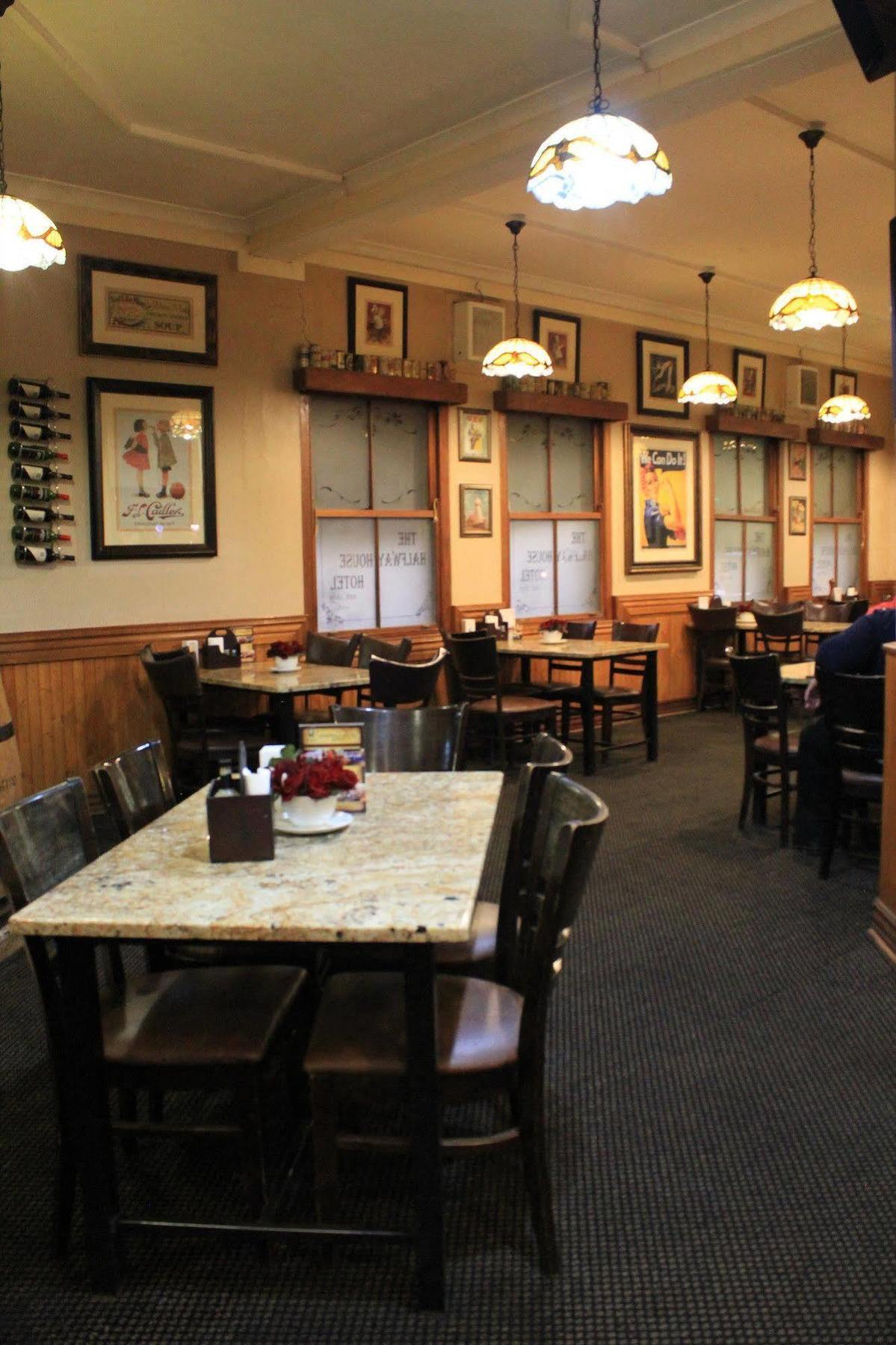 Halfway House Hotel